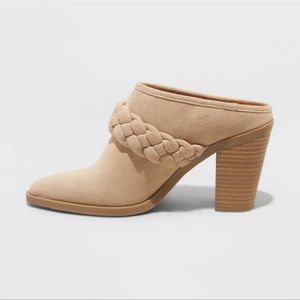 Brand new Womens Avis mule heel booties